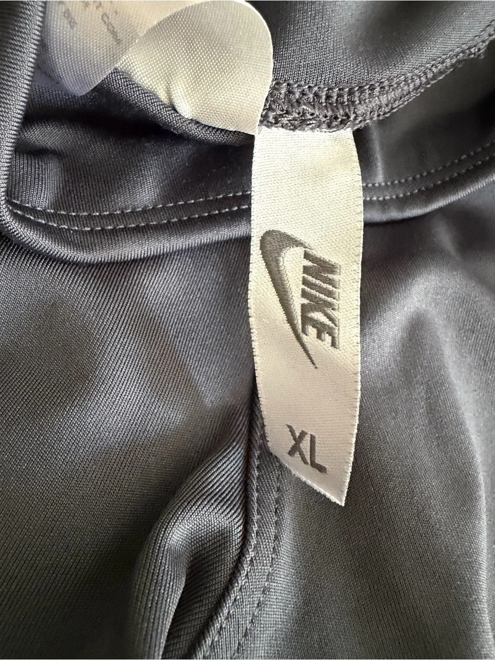 Nike navy blue woman’s xl workout pants like new